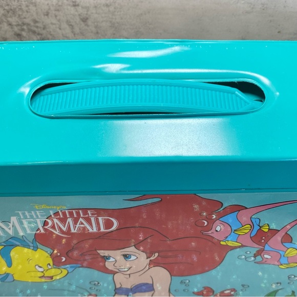 VTG 1990s Tyco Little Mermaid Doll Case, Disney Christmas Ed. Doll w/Flounder + - Picture 9 of 16